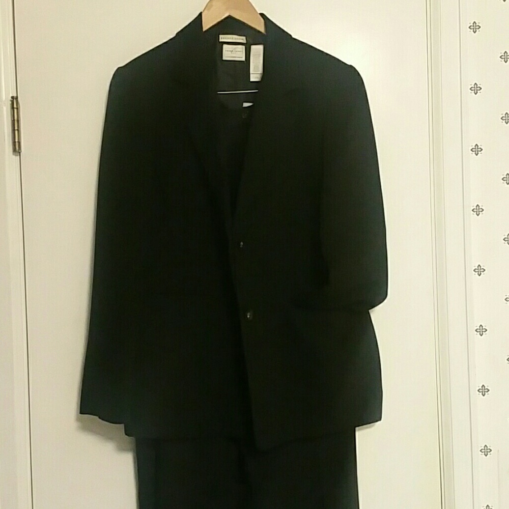 Black pant suit➕ [tb]